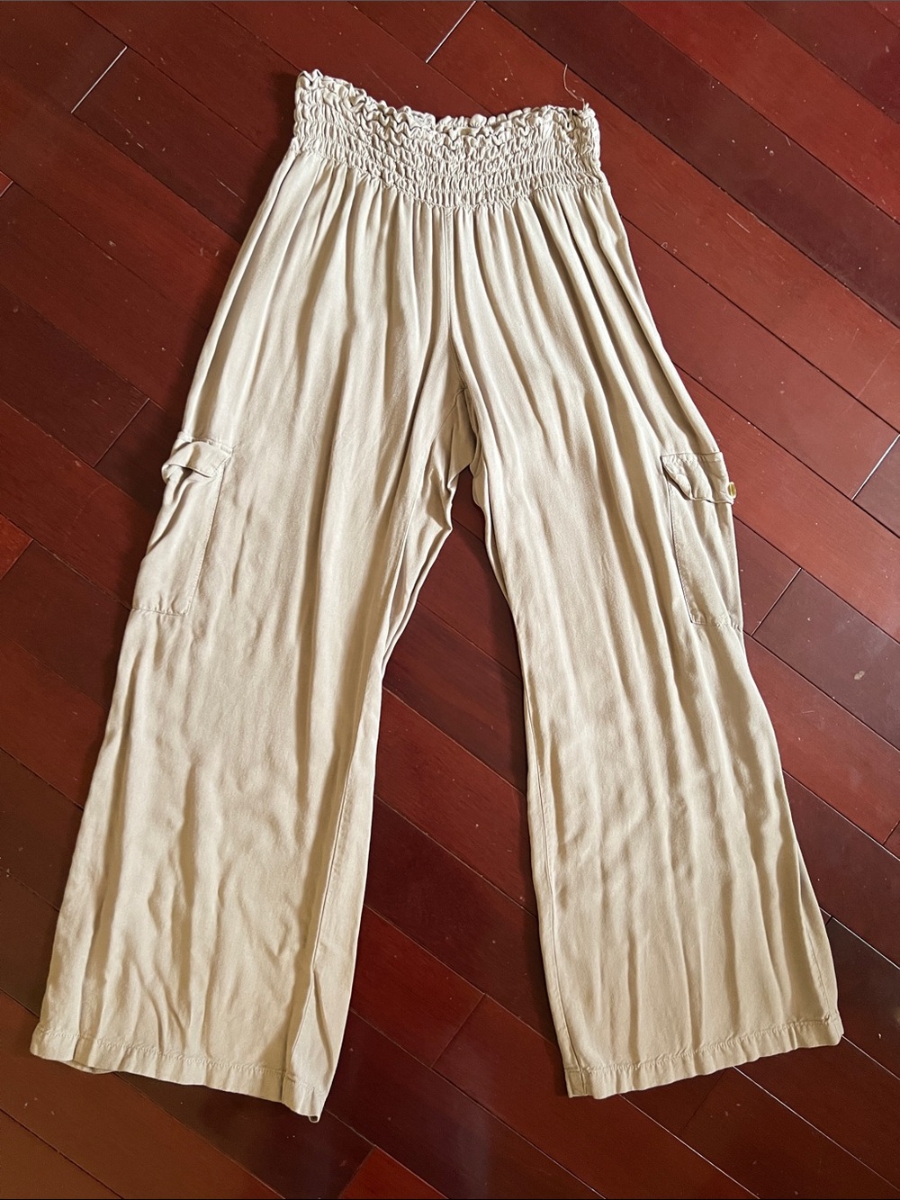 Rewash Wide-Leg Smocked Waist Cargo Pants - Light Tan Size XL